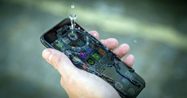 Can iPhone 2019 Work Normally Under Water?