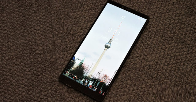 Carbon 1 Mk Ii: the First Smartphone Is Made of Carbon Fiber