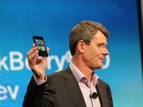 CEO RIM Thorsten Henis Promises a Laptop Death