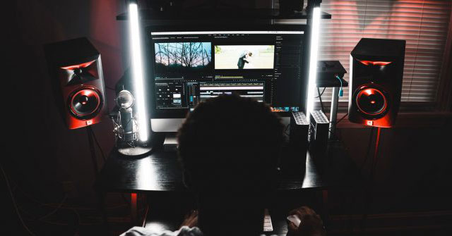 Compare 2 Free Video Editors Hitfilm Express and Davinci Resolve