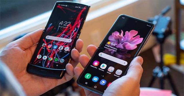 Compare the Durability of Galaxy Z Flip and Motorola Razr When