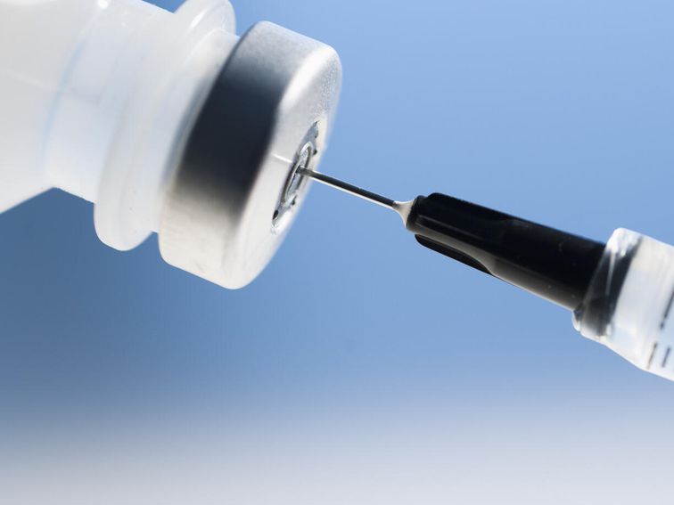 Coronavirus Vaccines: the Drugs in Development to Treat