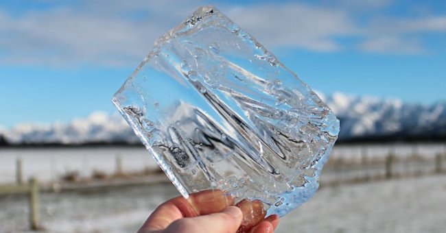Decode the Mystery of the Mpemba Effect: Cold Water