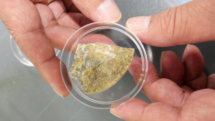 Deep-sea Rocks on Earth Spark New Hope for Finding Life on