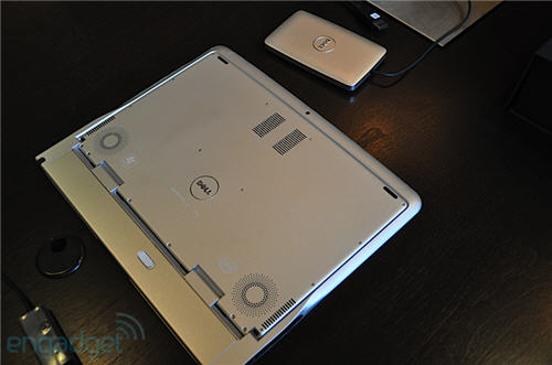 Dell Adamo XPS Viewing from Many Angles