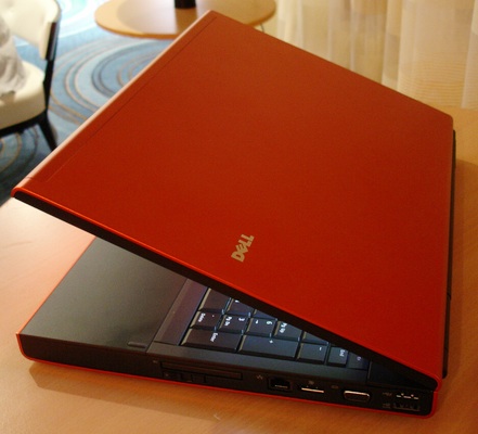 Dell's Super-heavy Fashion Laptop