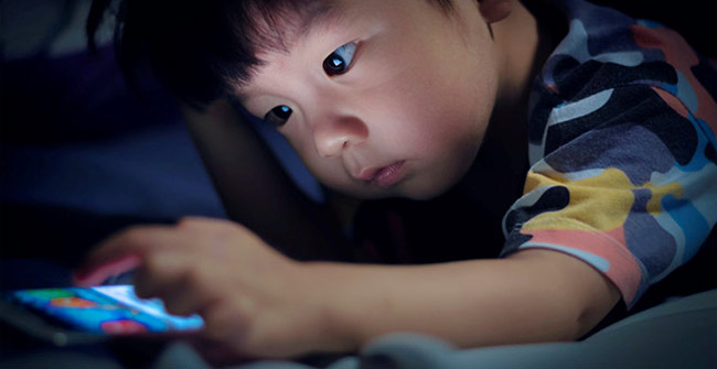 Detects Malicious Code Showing Porn Ads in Children's Games on Google Play