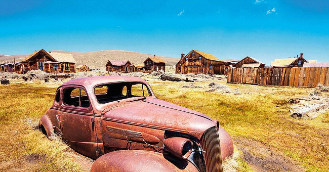 Abandoned Places Full of Ghosts in the World