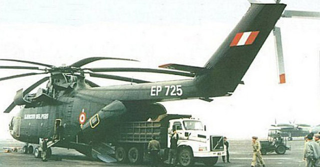 Discover Russia's Largest Helicopter Mi-26, Carrying Both Mammoth