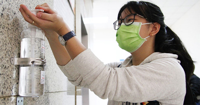 Disinfect COVID-19 Epidemic Respirator Mask with a Microwave
