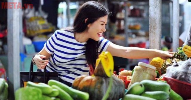 Experience or Choose to Buy Rickshaw to Market: Multi-purpose Market
