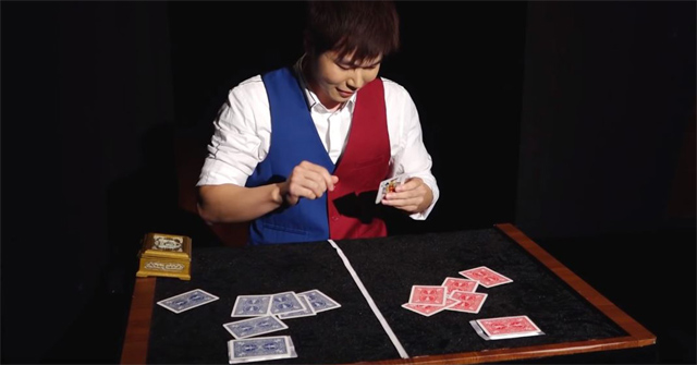Eyes with the Magic of Magic 1-0-2 Just Won the World Magician