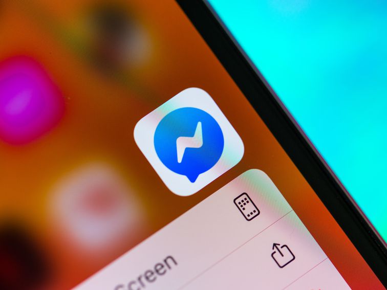 Facebook Messenger Now Has a COVID-19 Information Hub