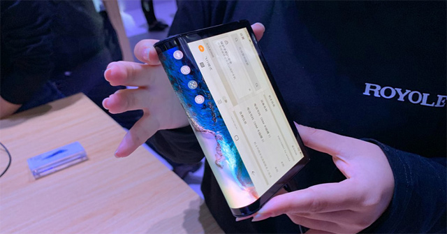 FlexPai, the First Folding Screen Smartphone in the World Officially Launched, Equipped