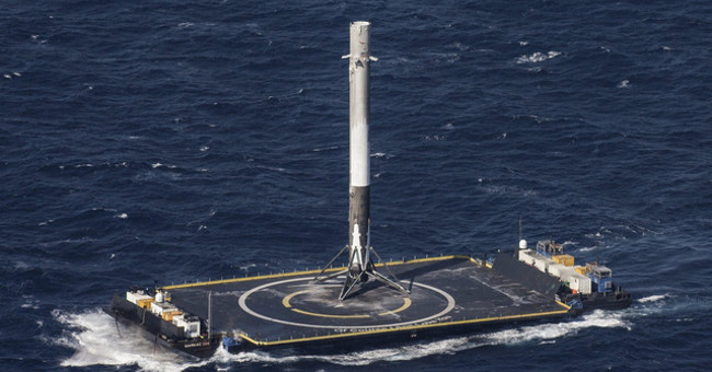 For the First Time in History, SpaceX Successfully Launched Falcon 9 Reusable Missiles