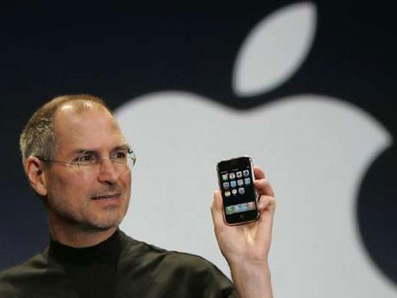 Fortune Honors Steve Jobs as 'CEO of the Decade'