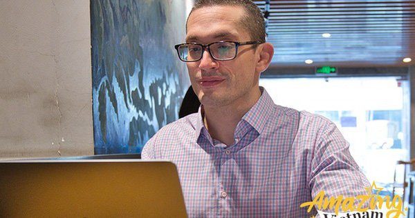 French Software Specialist Left Paris to Live in Hanoi: Some