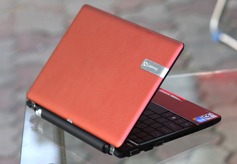 Gateway 'Ultraportable' Laptop Pair