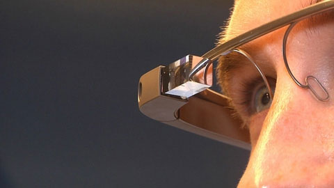Google Advises Not to Wear Smart Glasses While Driving