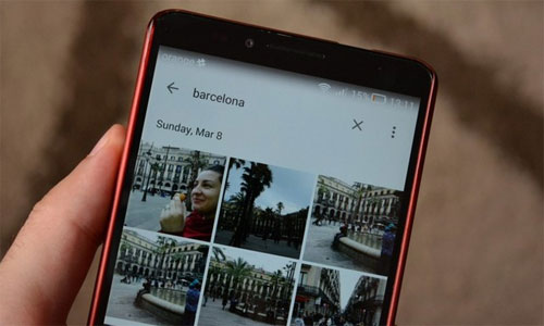 Google Photos: The Price of Free?: Google Photos App