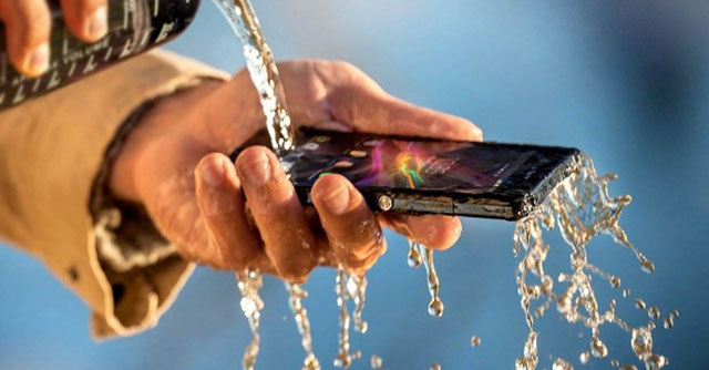How Does the Radiator on the Phone Work?
