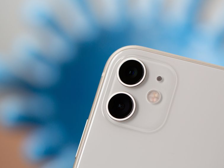How My iPhone Unexpectedly Helped Me Cope with Being Stuck