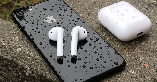 How to Adjust Airpods on iOS 11