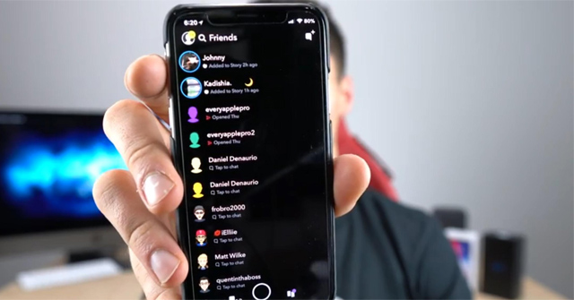 How to Adjust the iPhone System Background Color