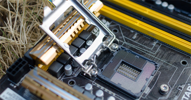 How to Assemble CPUs from Intel and AMD