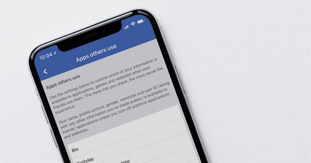 How to Block Your Friends' Facebook Apps from Crawling