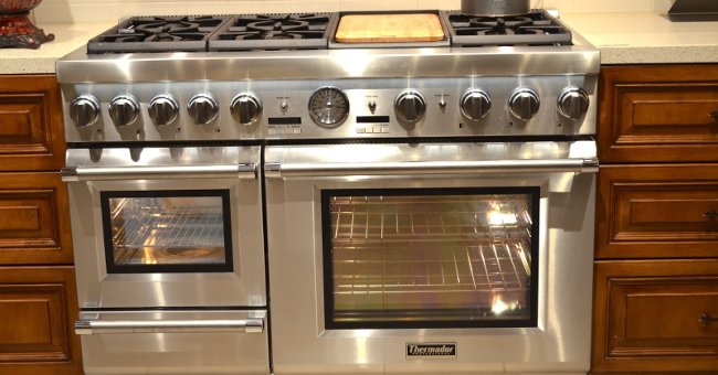 How to Clean Oven Extremely Simple and Effective: Clean the Oven