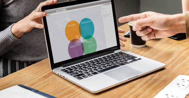 How to Create Professional Presentations in Canva