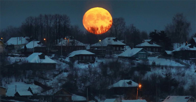 How to Directly See the Phenomenon of Super Moon, Blue Moon
