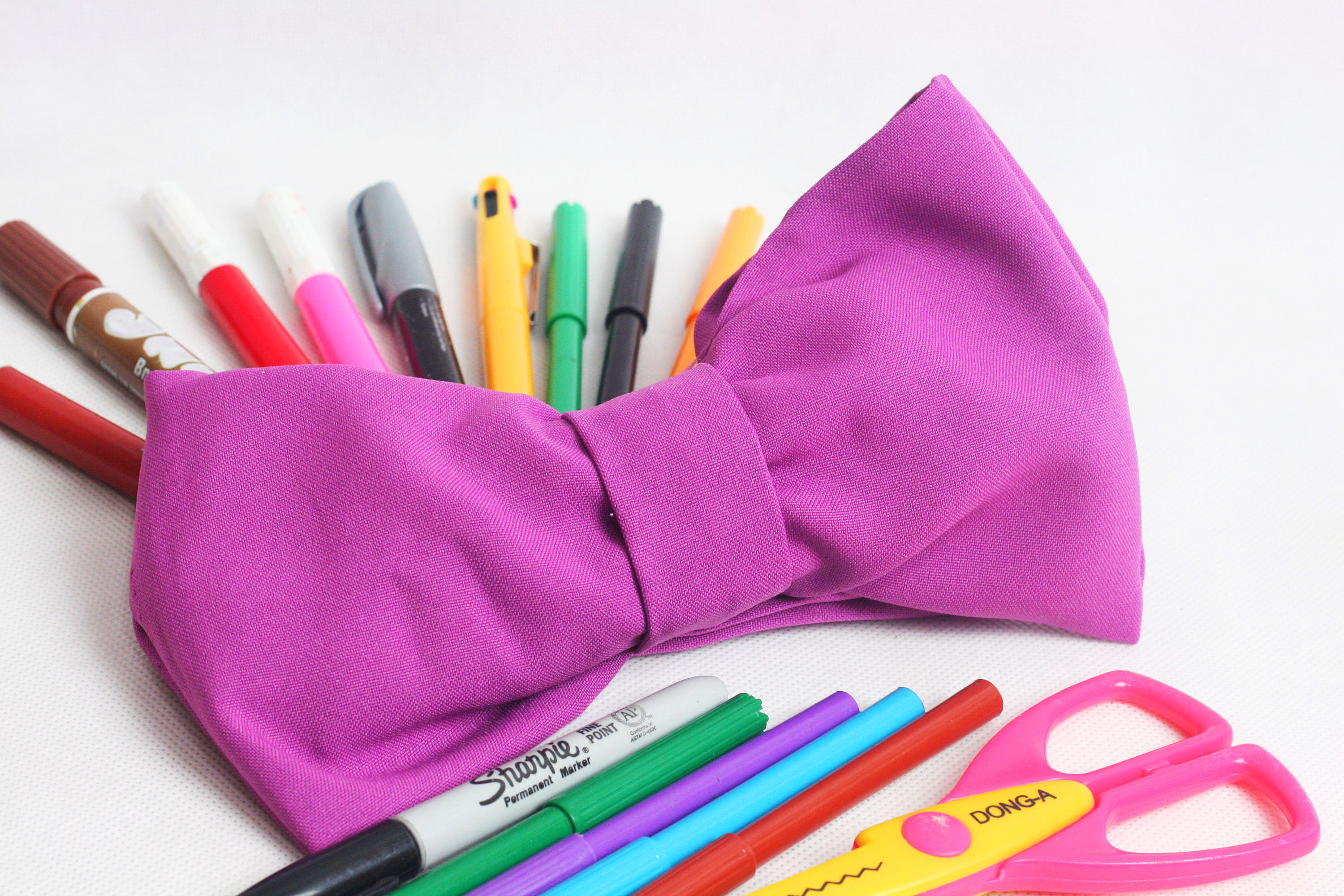 How to Dye Sola Wood Flowers with Acrylic Paint