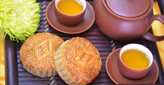 How to Make Baked Moon Cakes Simply by Electric Rice Cooker