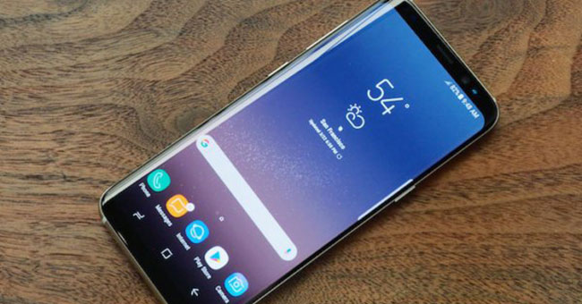 How to Quickly Open the Camera on Galaxy S8