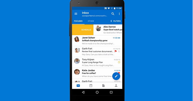 how to increase font size in outlook mobile on android