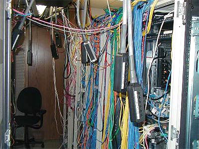 How to Stack Cable Bundles in the Server Room