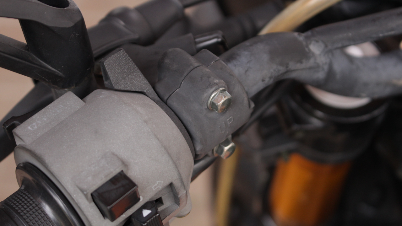 How to Start a Motorcycle: Step-by-Step Guide