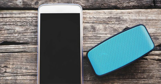 How to Turn Old Android Phones into Smart Speakers