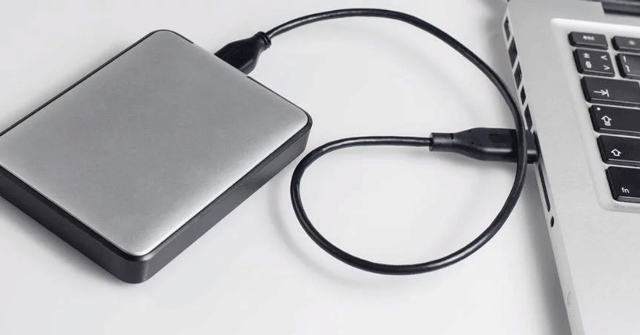 How to View All Connected Storage Devices on Windows 10