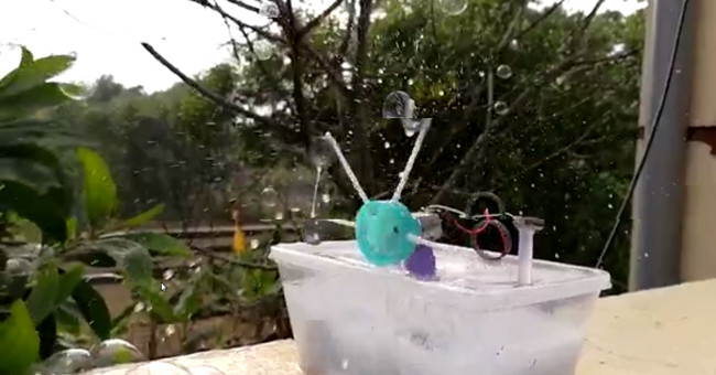 Instructions for Making Very Simple Soap Bubble Blowing Machines