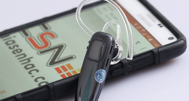 How to Use the Bluetooth Headset Properly