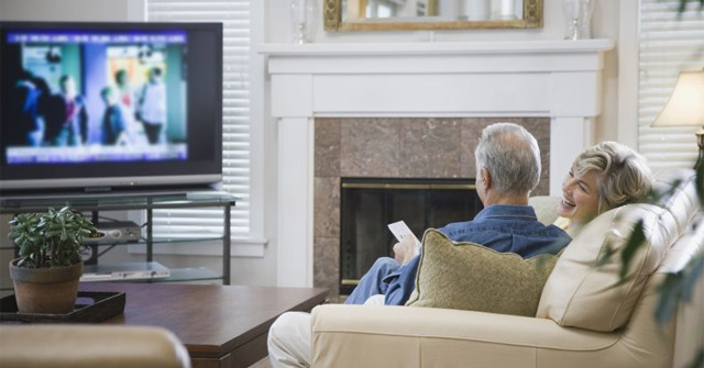 How to Choose to Buy Television Suitable for Families with Older