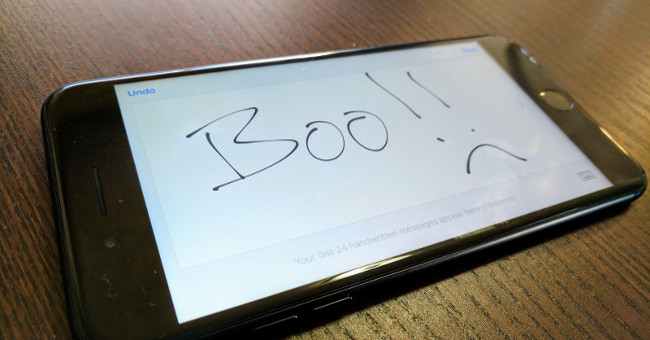 How to Turn Off the Feature of Manually Writing Messages on iPhone