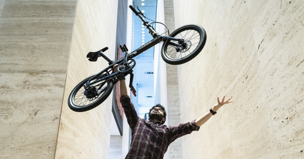 Introducing Carbo: the World's Lightest Electric Bike, Speed 32km