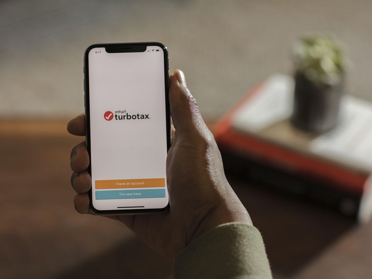 IRS Stops Firms Like TurboTax from Hiding Free Tax-filing Products in