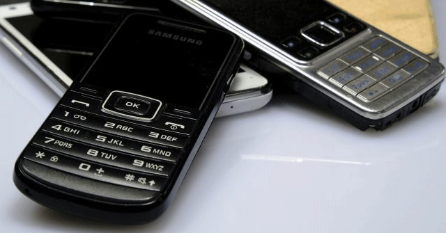 Is the Phone 'Brick' Safer Than Smartphone?