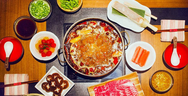 It Turns Out This Is Why Everyone Craves Hot Pot When It's Cold