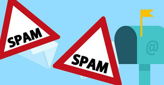 Just Because the Reply All Button, 11,543 Microsoft Employees Are the People in the Email Spam